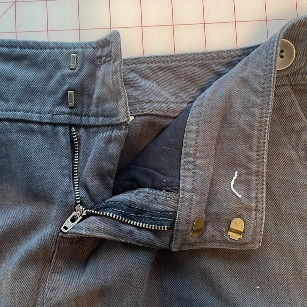 Garnet Hill Gray Moleskin Skirt sz 14 - Picture 6 of 6